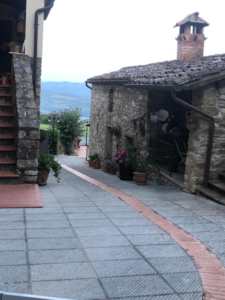 Апартаменти Il Borghetto Di Carra Talla Екстер'єр фото
